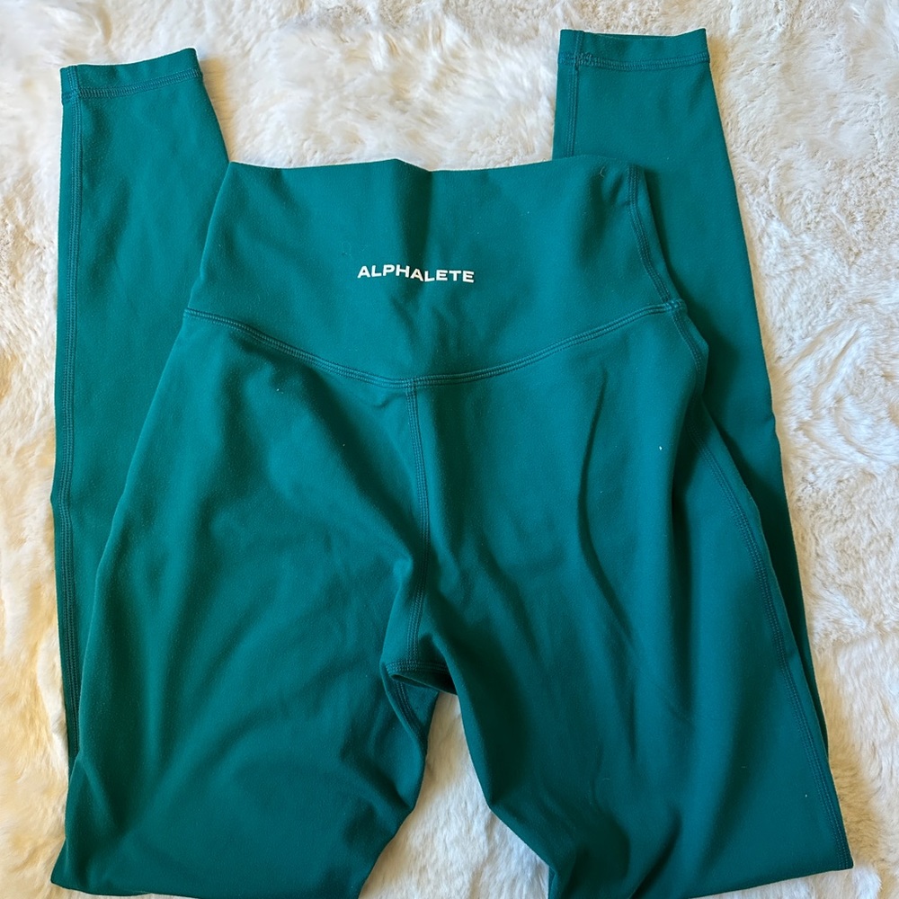 Alphalete surface path - teal